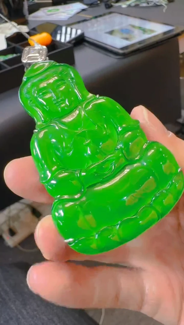 吊坠(赠链)银S925镶嵌翡翠天然A货翡翠