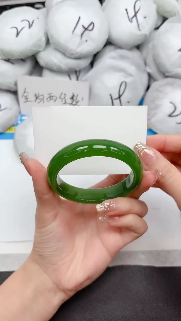 未镶嵌手镯石英质玉2-55.6