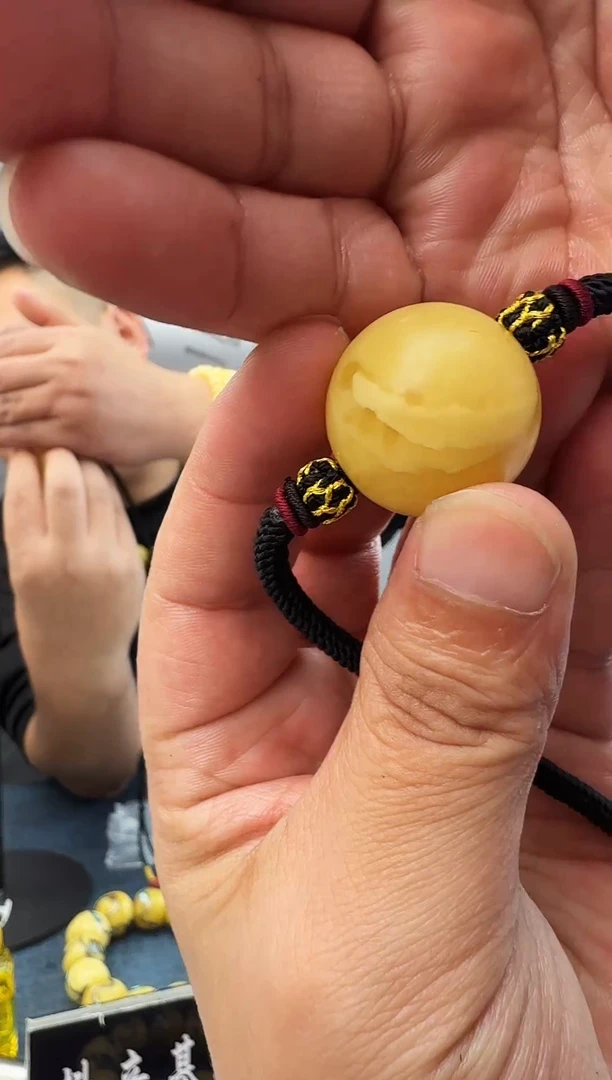 蜜蜡未镶嵌珠宝奇石假一罚十8，24多样性发其一