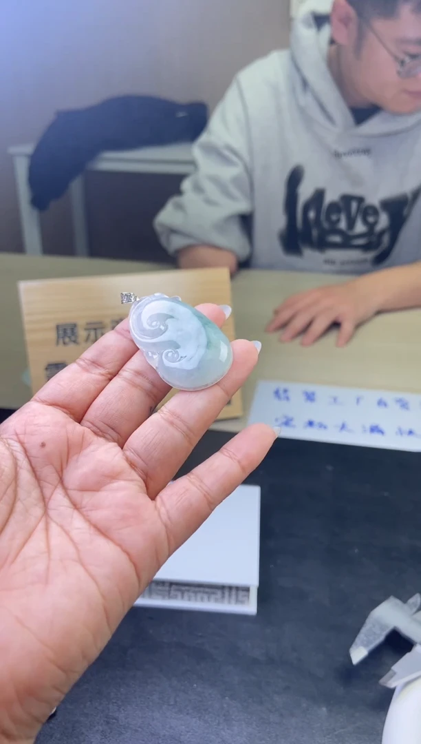 【闪购商品】翡翠颈饰18K金镶嵌PQGJ697-3多样性发一件