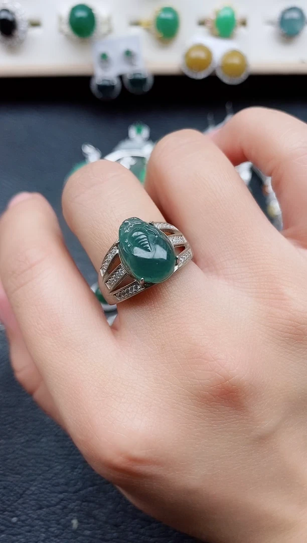【闪购商品】翡翠戒指银S925镶嵌11111