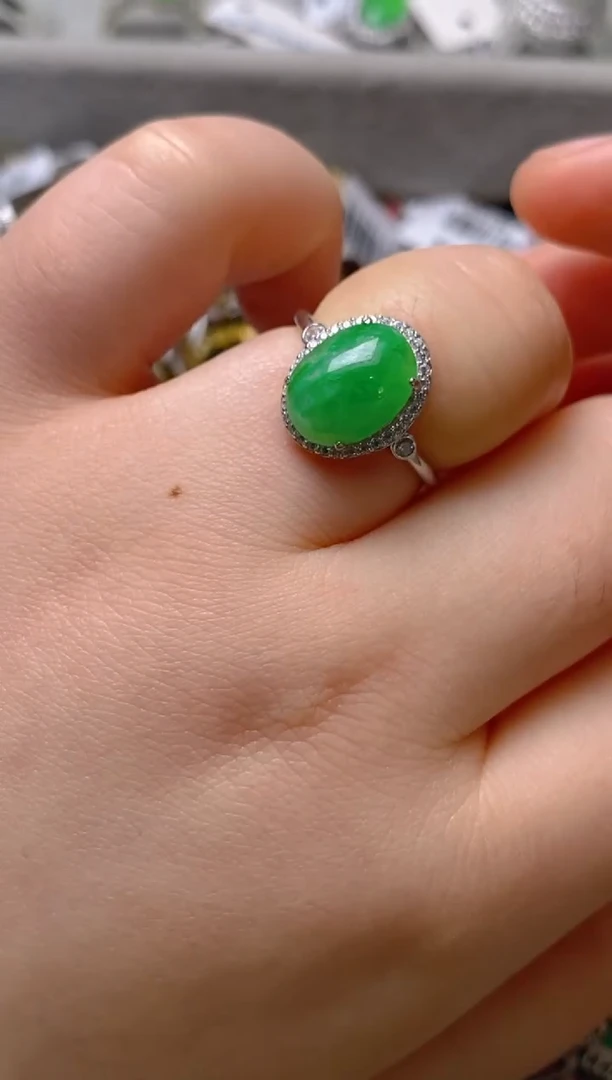 银S925镶嵌戒指翡翠百内无证书