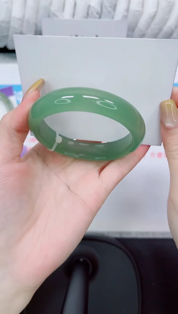 石英质玉手镯未镶嵌455