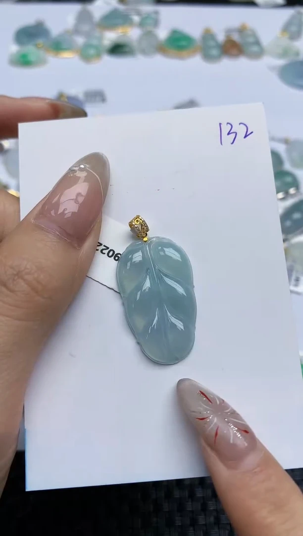 【闪购商品】翡翠颈饰18K金镶嵌 天然翡翠A货