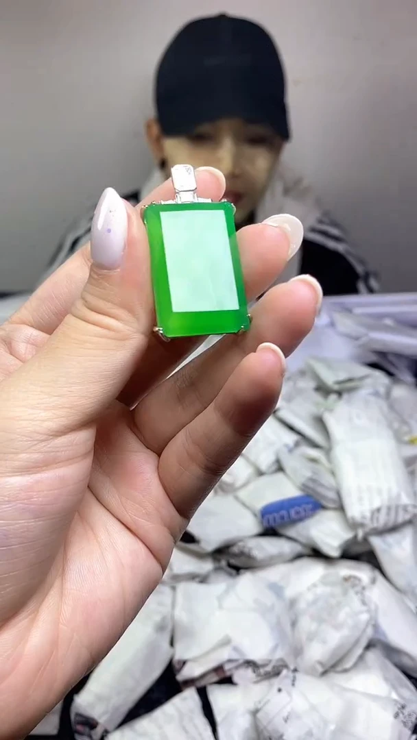 满色吊坠 所见即所得！