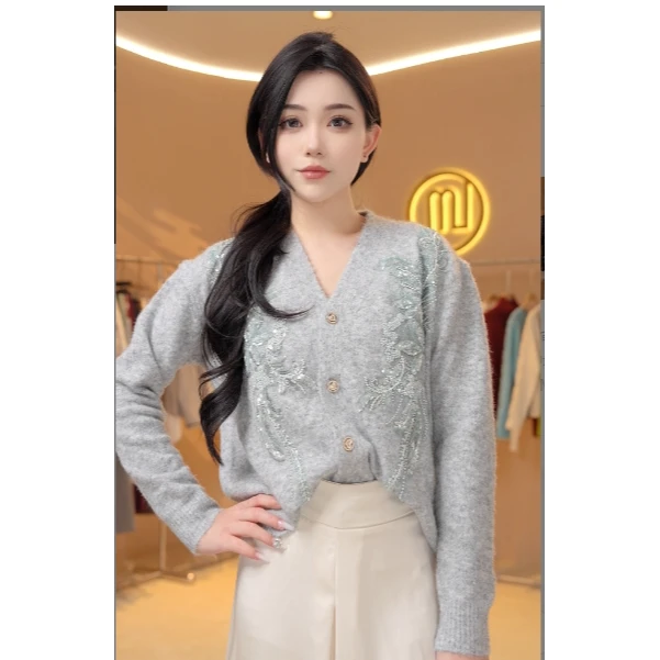 QH80183钉珠绿花朵高级设计感小众春秋款开衫针织衫