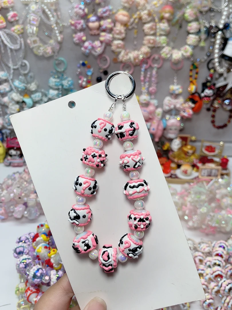 可爱的手工diy个性创意卡通手绘珠手机链