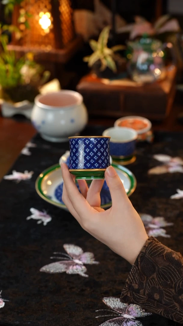 铜钱杯