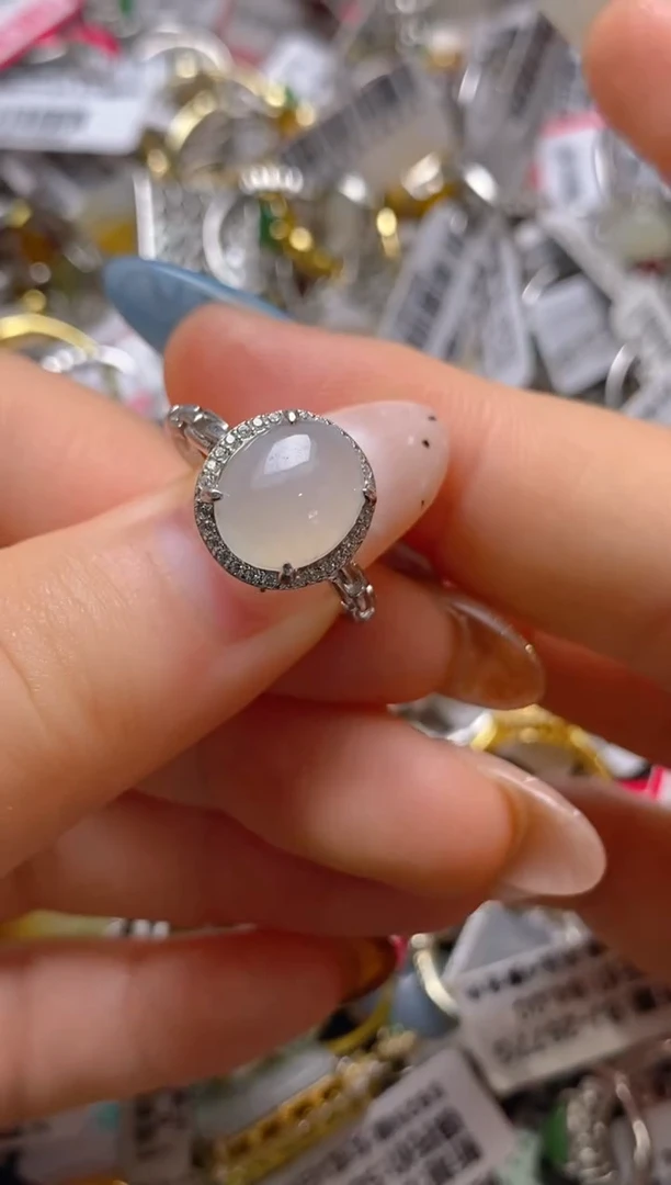 银S925镶嵌戒指翡翠百内无证书