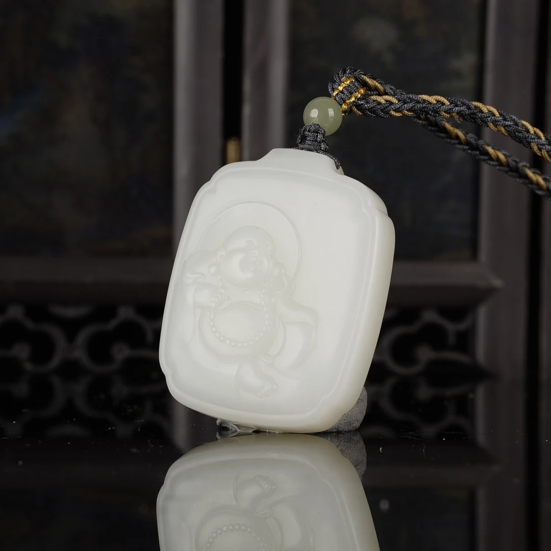 XX10485二十世纪和田玉弥勒牌