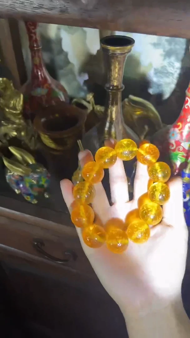 未镶嵌颈饰琥珀手串.1条