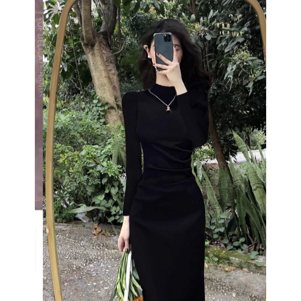 半高领修身性感连衣裙女春秋黑色名媛气质打底中长款包臀直筒裙子