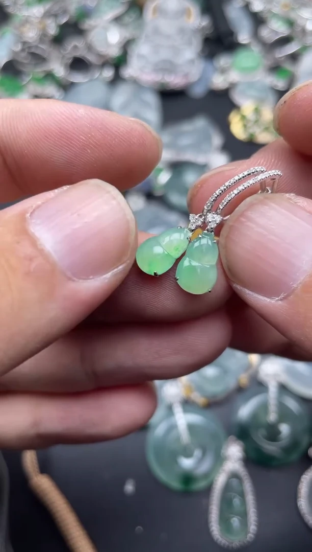 【闪购商品】翡翠颈饰18K金镶嵌平常心寄售商品不退不换