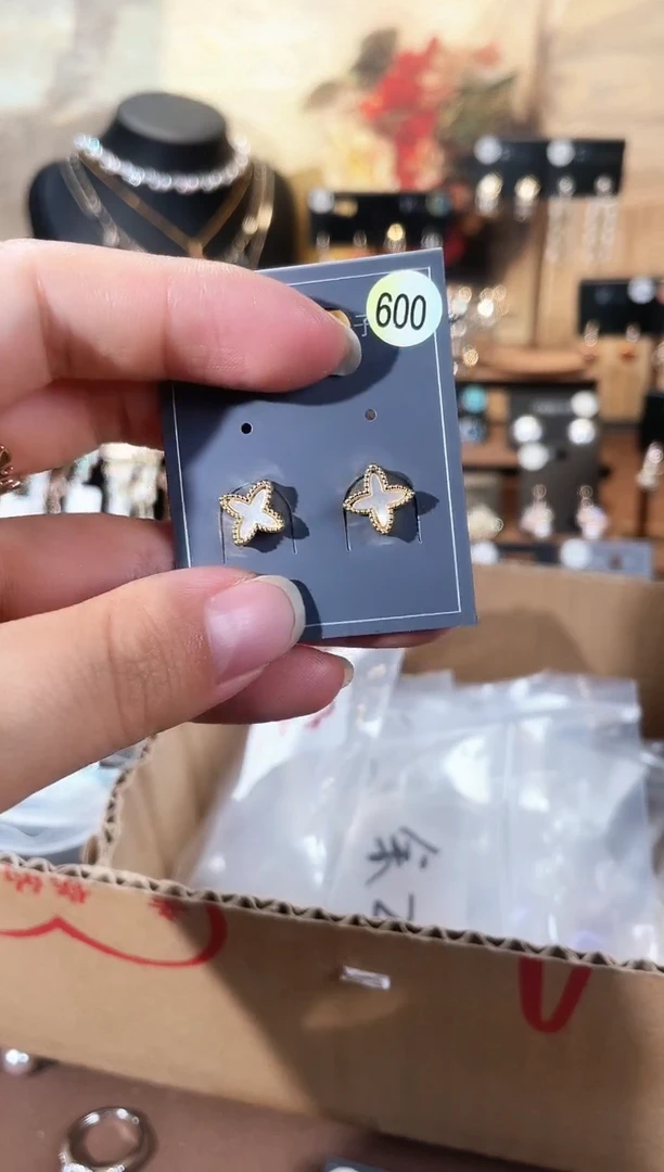 合金925银锆石萱600