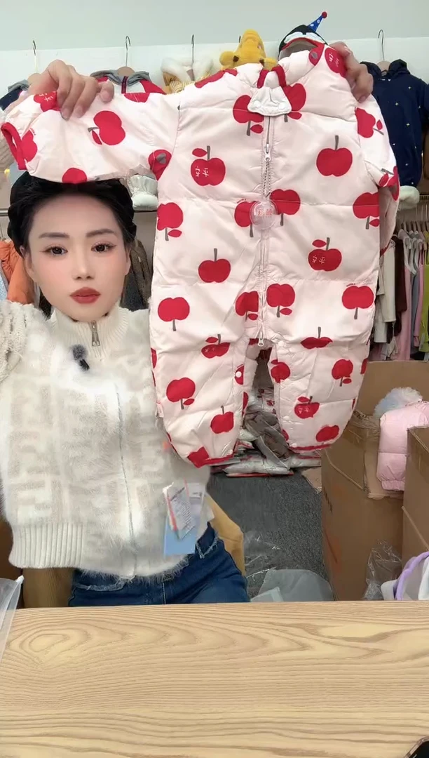 苹果连体73-90码