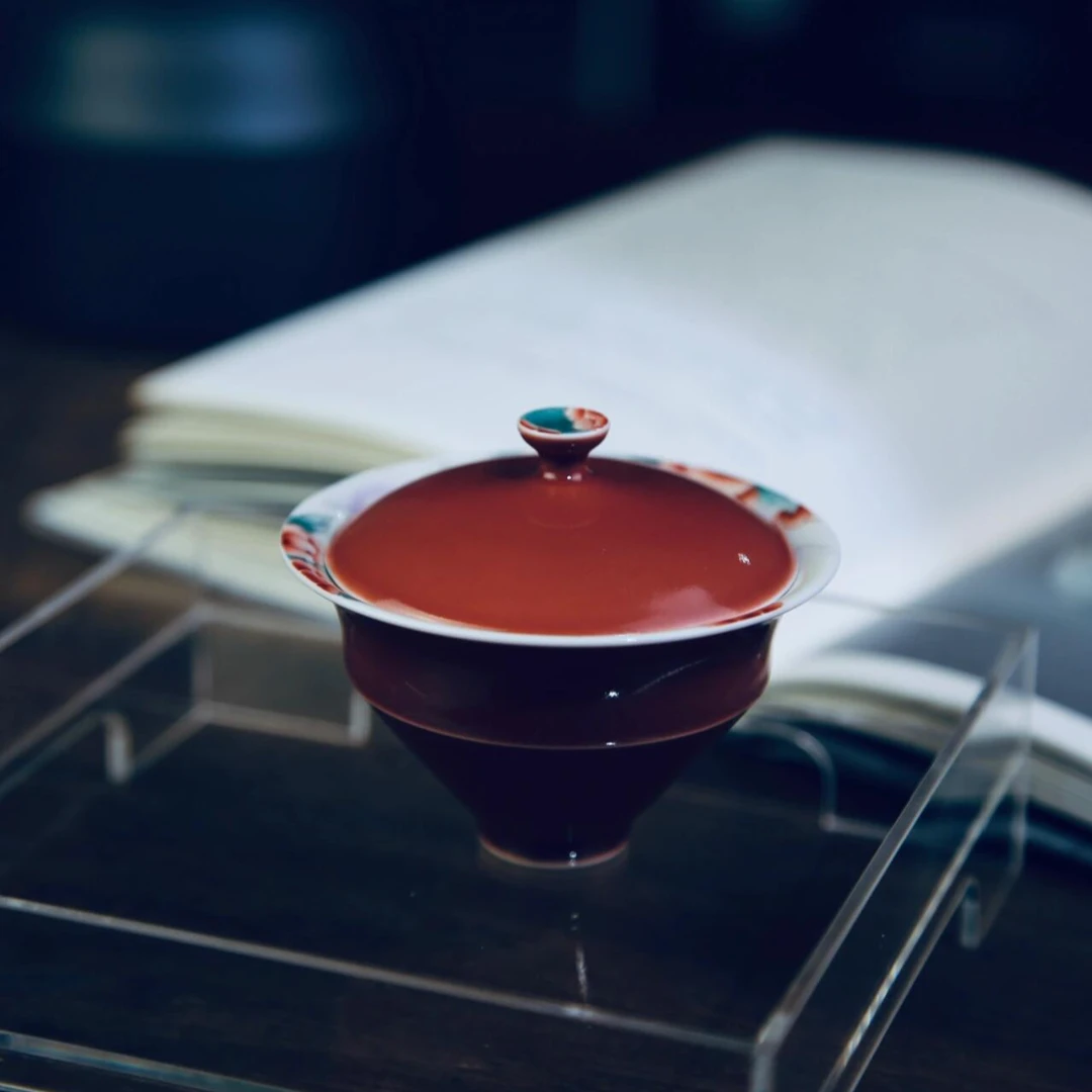 三秋月31-手绘红釉花好月圆盖碗 景德镇手工手绘单色釉花卉盖碗