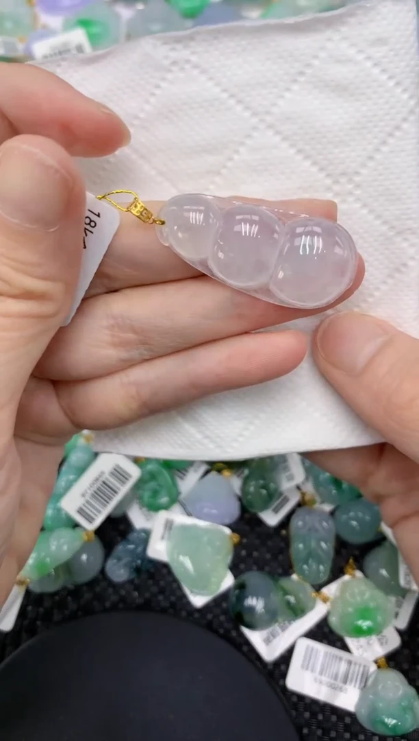 颈饰18K金镶嵌翡翠1111111