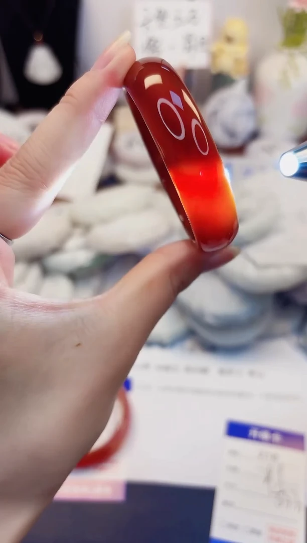 【闪购商品】石英质玉手镯未镶嵌218-玛瑙-圈口53