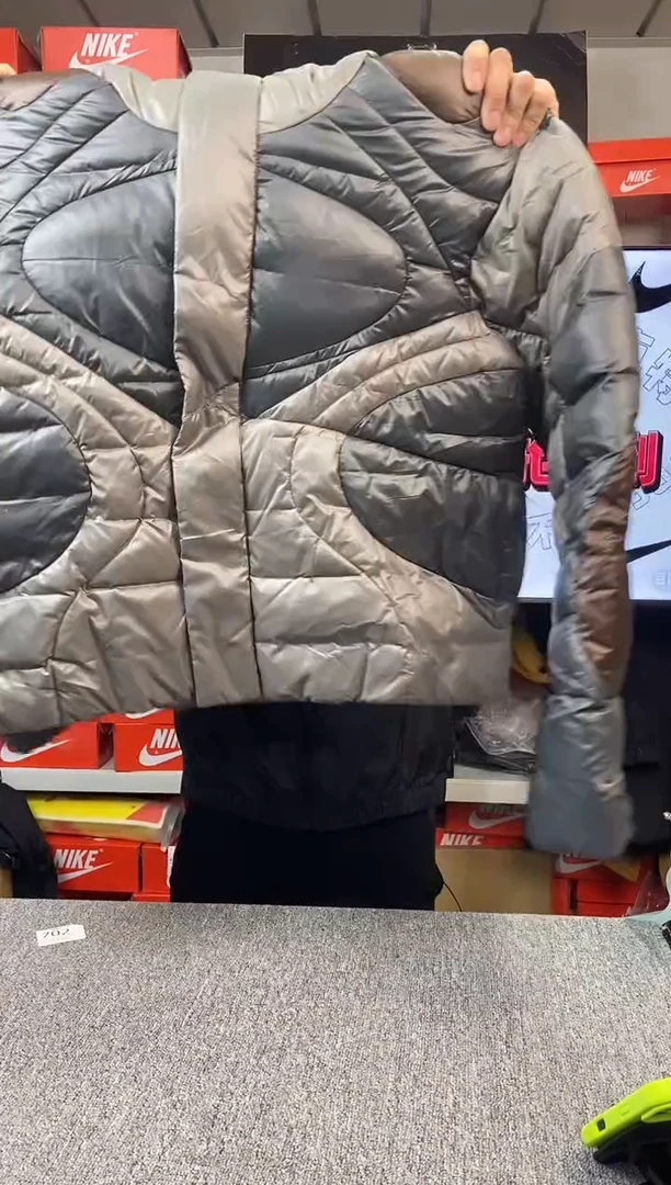 944编码 NIKE/耐克 直播间过款为准 尺码175L