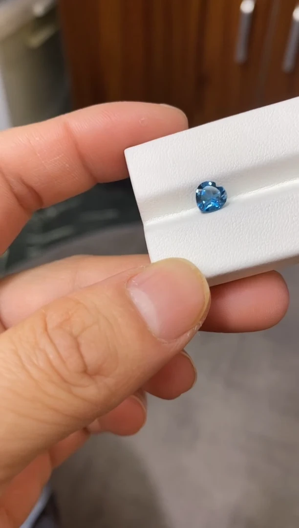 托帕石裸石1.00ct托帕石