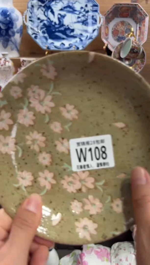 瓷片沉****琴      W108