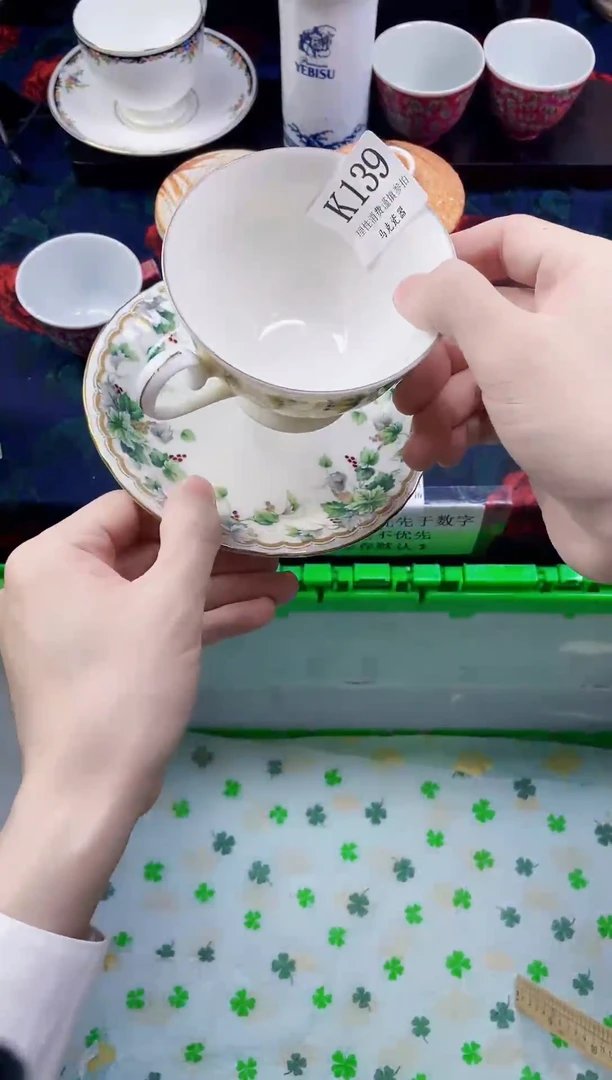 瓷片哈****哈                K139