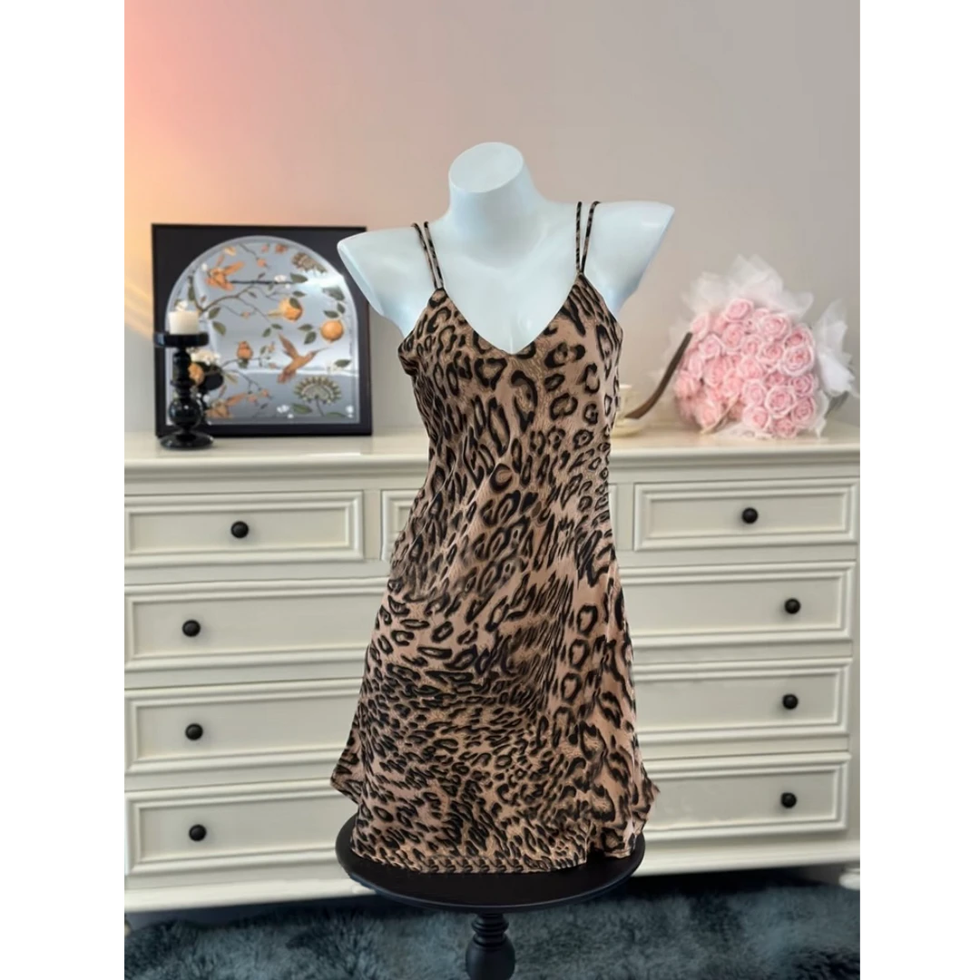 【禁欲豹纹】性感深V豹纹法式吊带睡裙露背网红辣妹睡衣家居服套装