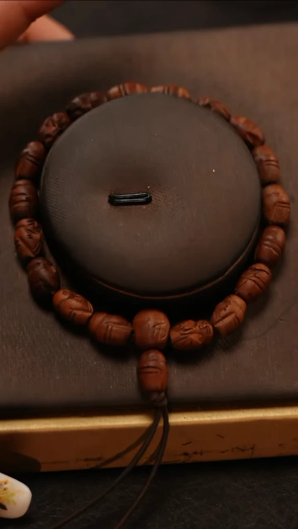 橄榄核吊坠 鱼子精品核文化