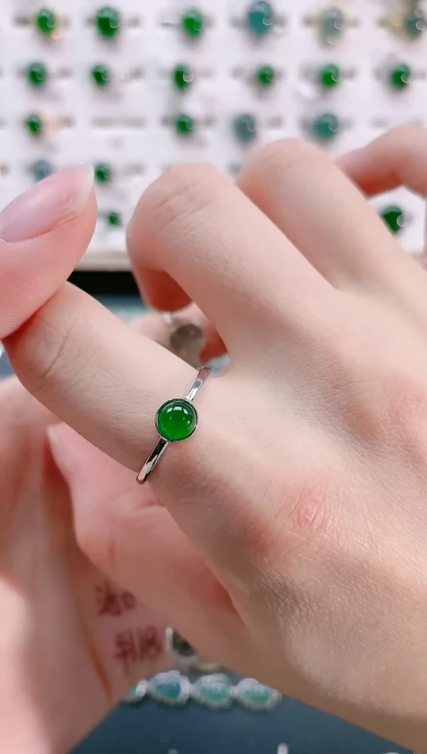 【闪购商品】翡翠戒指银S925镶嵌天然翡翠