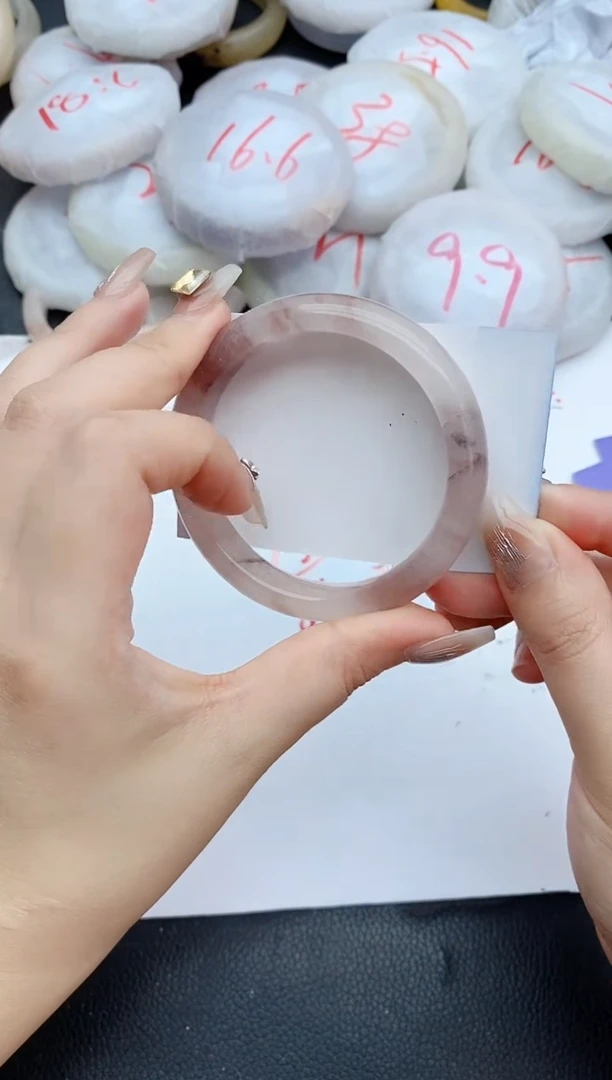 石英质玉手镯未镶嵌124+55/56/57 56.5