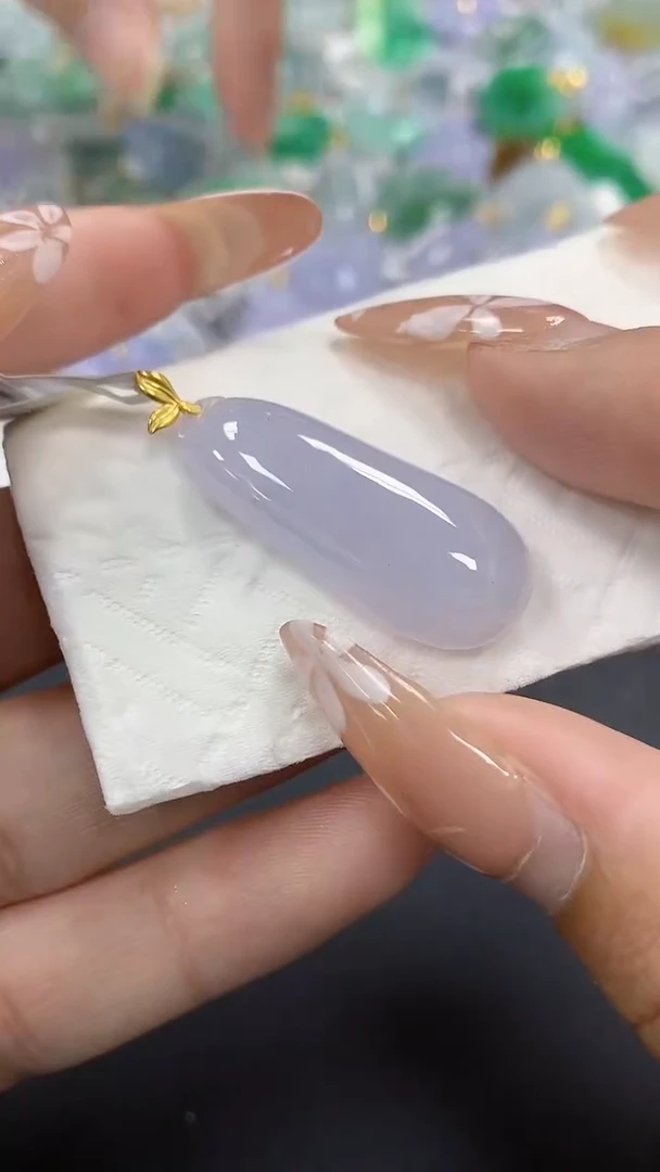 颈饰18K金镶嵌翡翠a货假一赔三支持复检百元上9元证书费自理