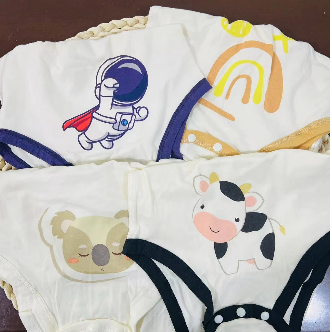 宝宝高腰护肚三角裤