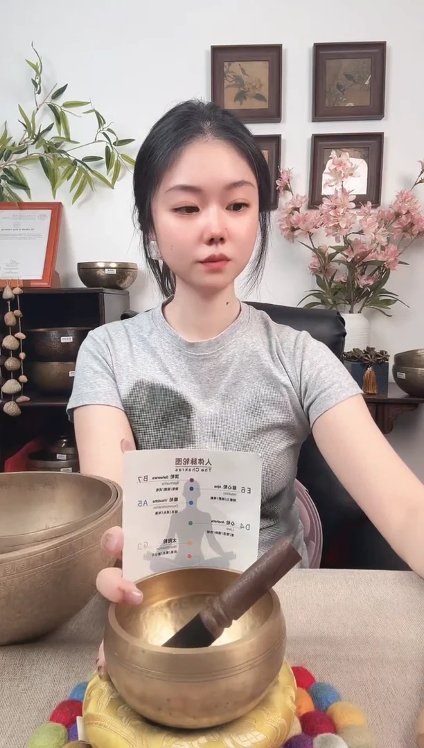 日**方尼泊尔 小金钵