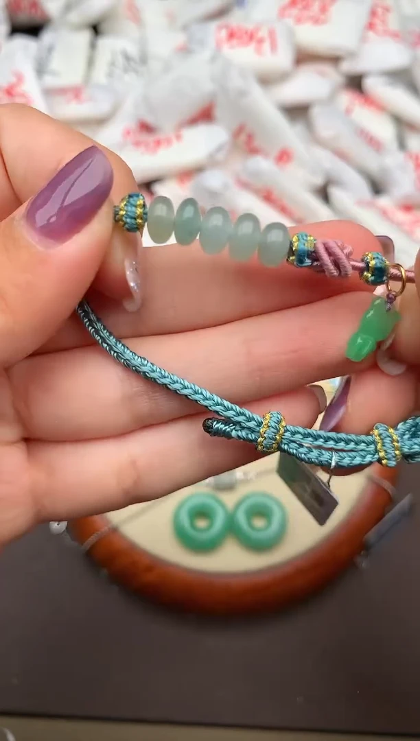 翡翠挂件未镶嵌一