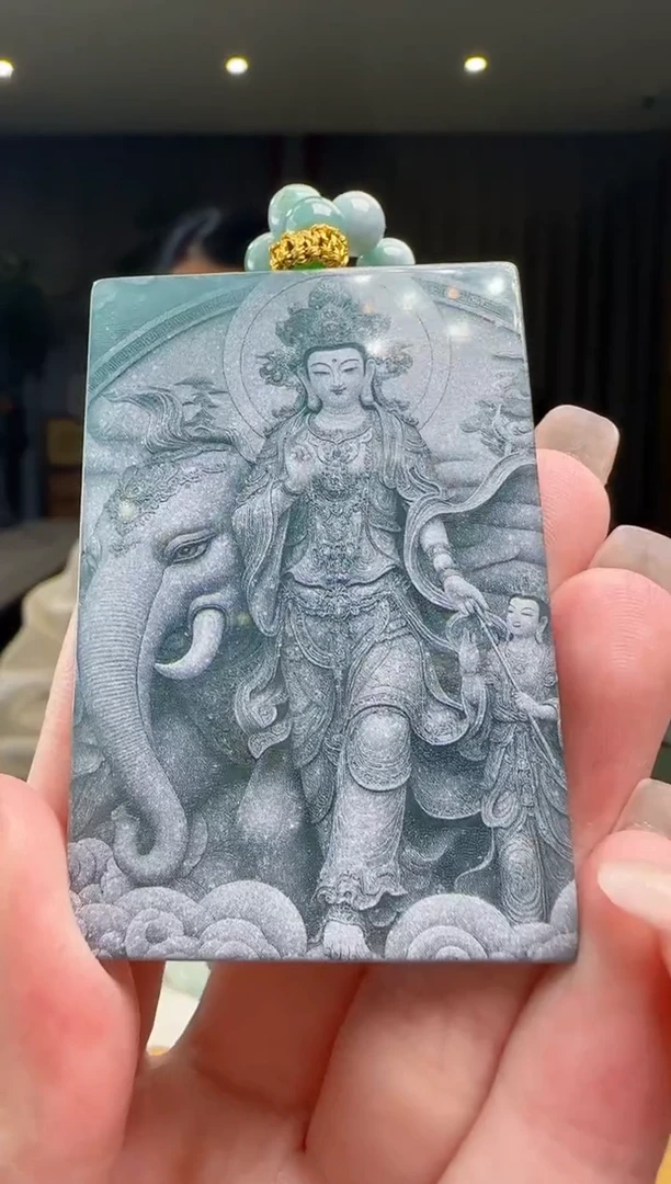 【闪购商品】翡翠吊坠(赠链)未镶嵌多样性发其一CC@@WS1WX30285