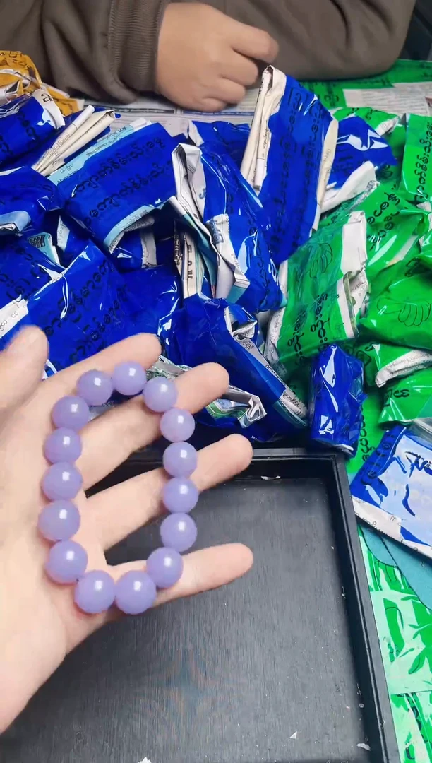 强子收货--所见即所得--多样性发货--紫色手串