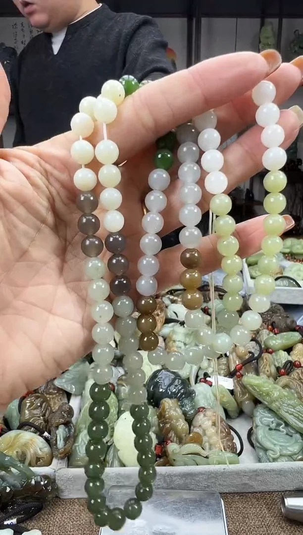 未镶嵌和田玉把件1