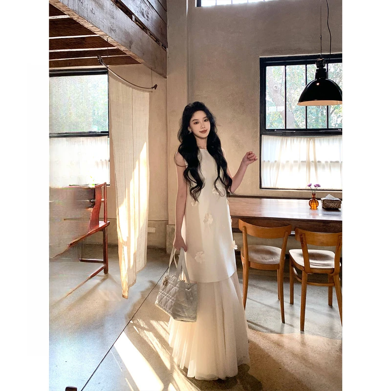气质女装 开春初春连衣裙女夏2025新款a字海边度假无袖背心裙子