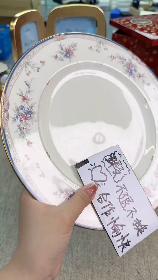 瓷片瓷片泡泡家的瓷器真好看