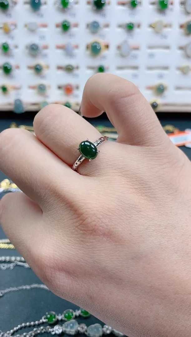 银S925镶嵌戒指翡翠天然翡翠