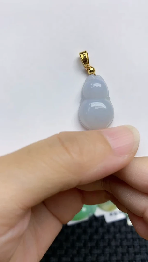 翡翠未镶嵌颈饰天然A货翡翠