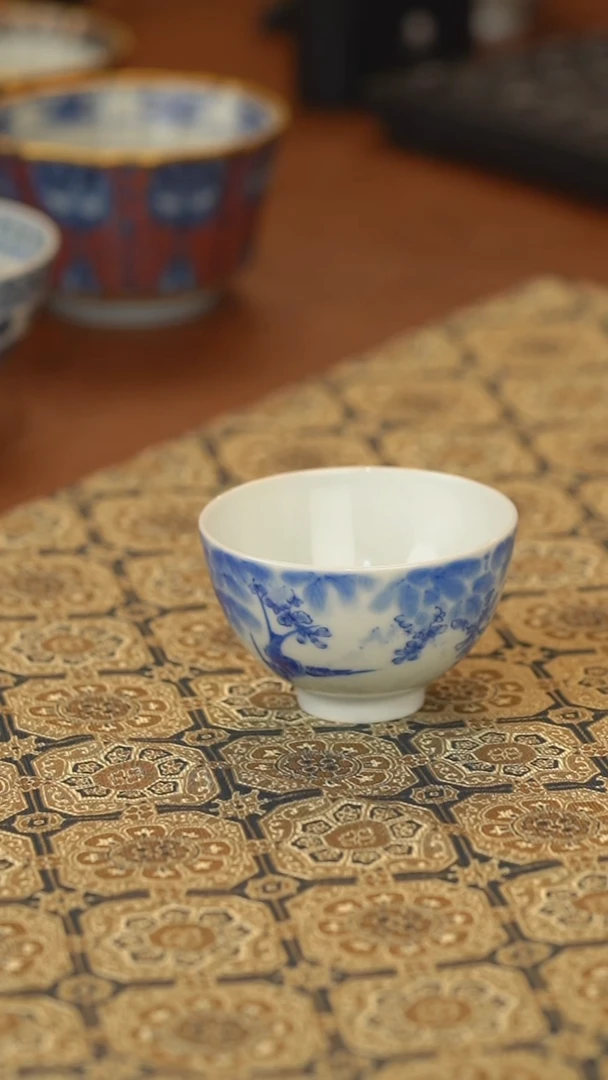 杯子问器花鸟鸡心杯