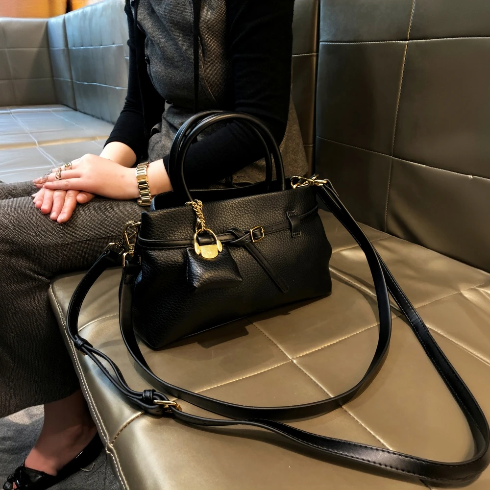 香港品牌气质女包2026新款时尚百搭大容量包包单肩斜挎手提铂金包