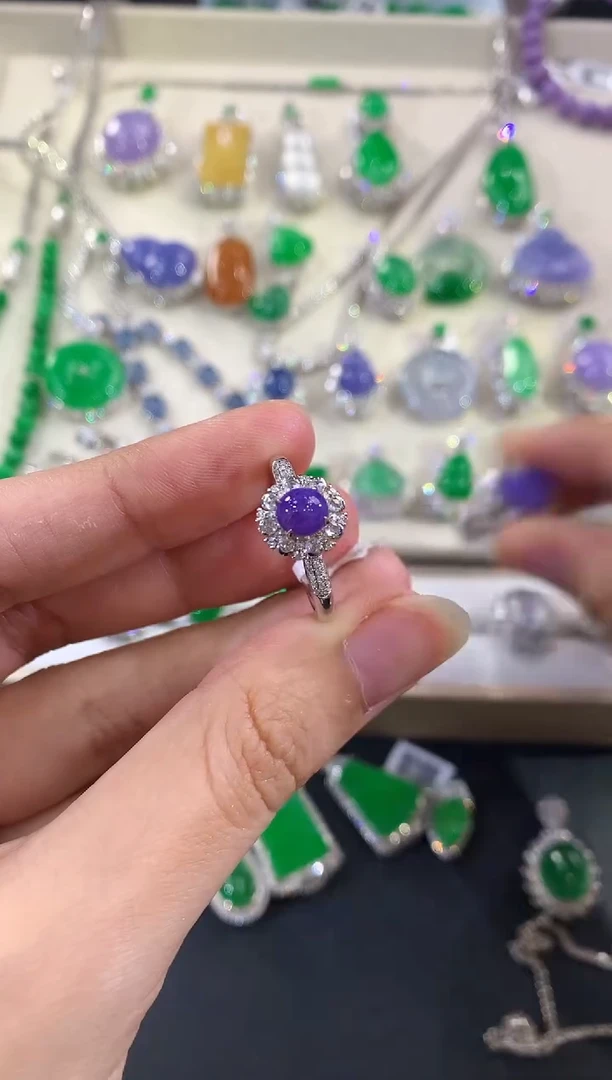 翡翠戒指18K金镶嵌D9     紫色有色差