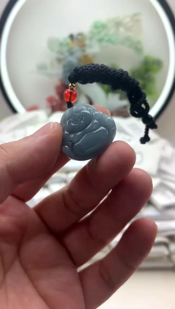 颈饰未镶嵌翡翠小佛公