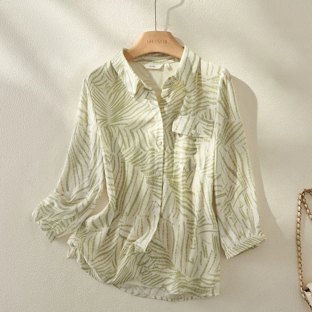 IHIMI/海谧2025年秋季新款女装简约时尚百搭胸前口袋印花衬衫上衣