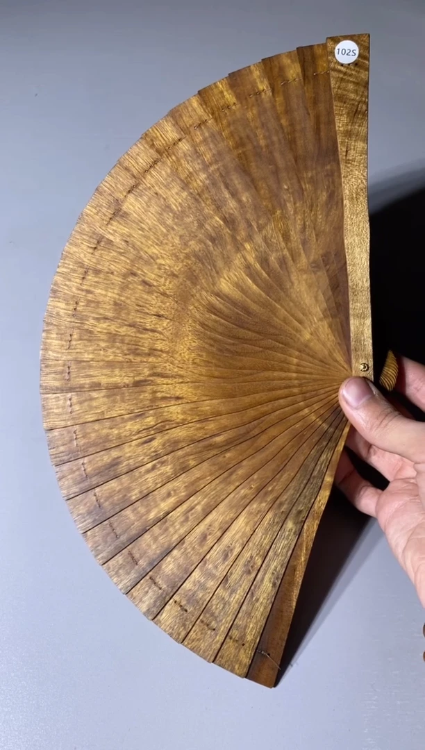 【闪购商品】金丝楠102号18cm金丝楠木小叶桢楠扇子