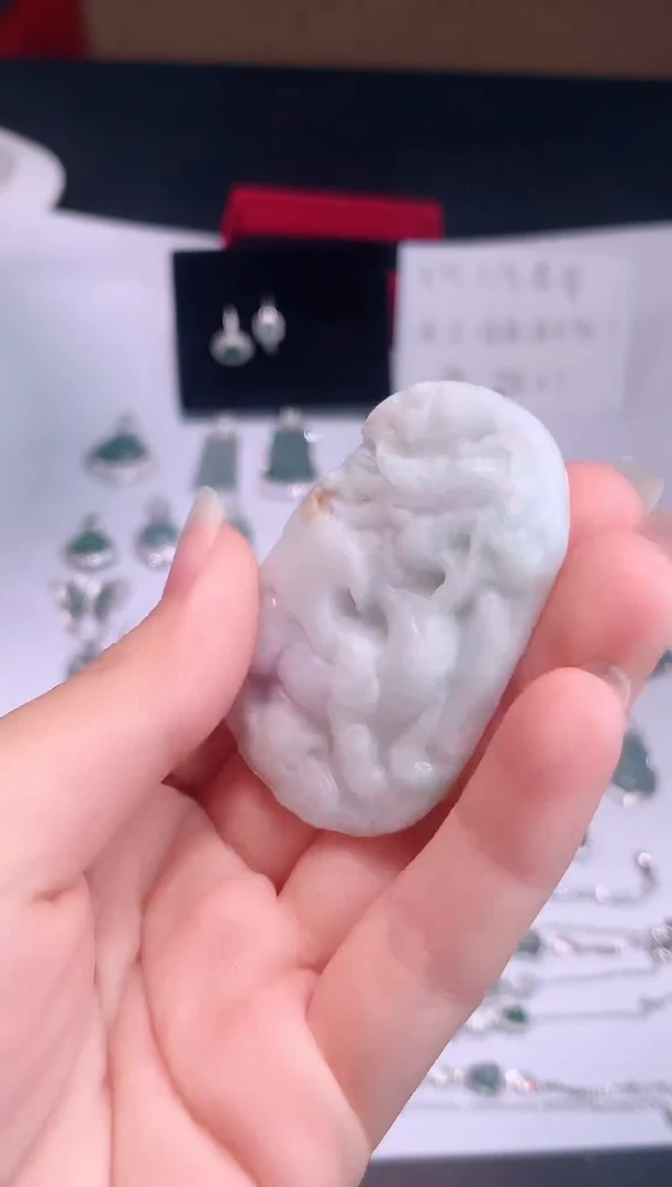 颈饰未镶嵌翡翠0芹0翡翠珠宝709