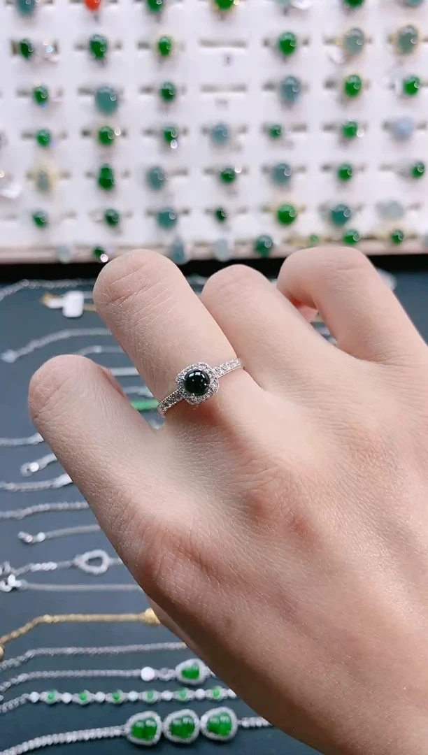 【闪购商品】翡翠戒指银S925镶嵌天然翡翠