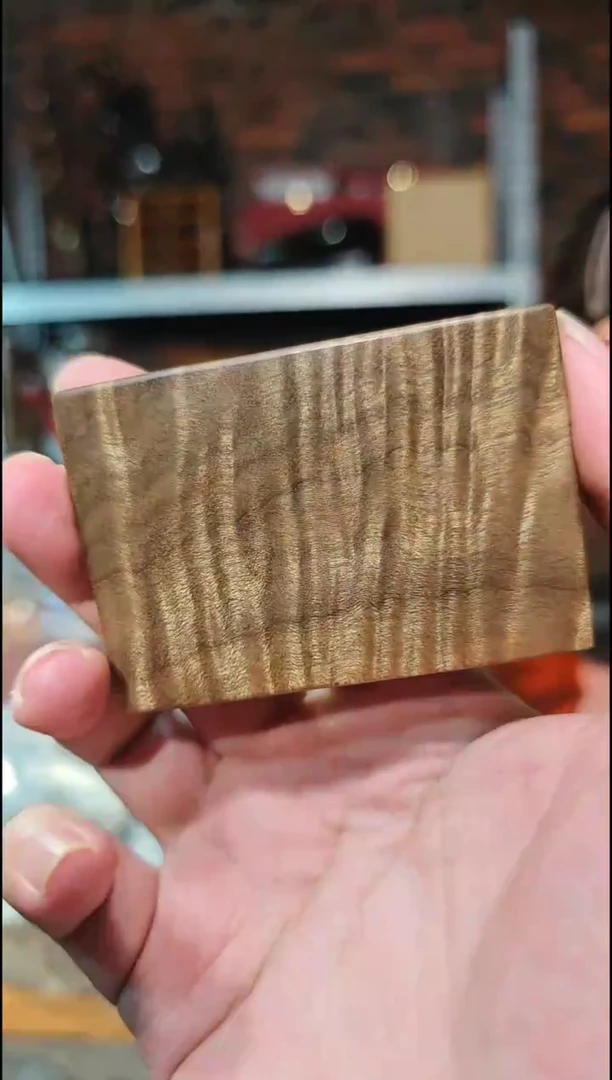 金丝楠无事牌手把件